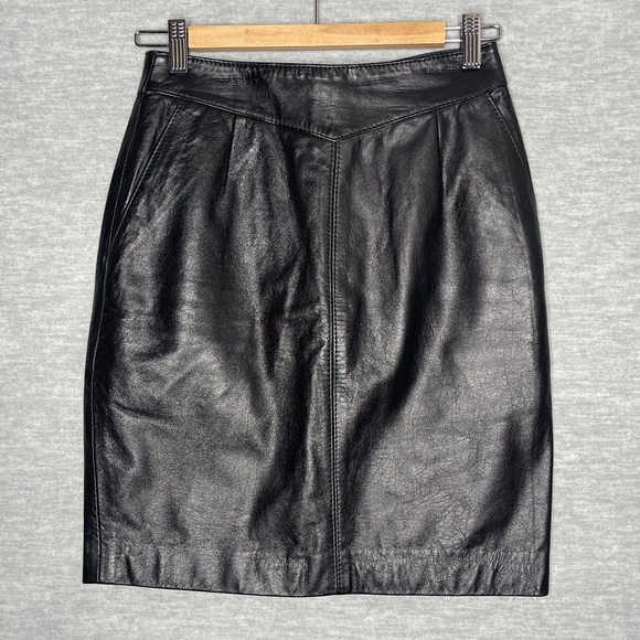 Vintage Dresses & Skirts - Vintage Black Leather Mini Skirt 26" Waist Western Punk Grunge 80s Lined Pencil